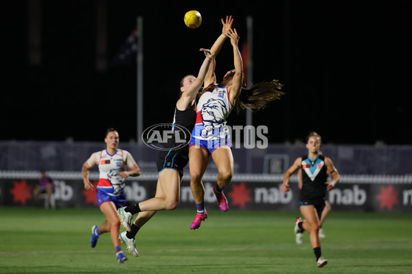 AFLW 2025 Round 08 - Port Adelaide v Western Bulldogs - A-63358047