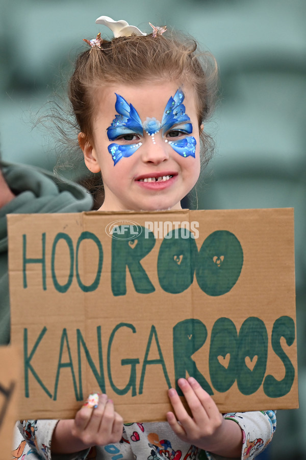 AFLW 2025 Round 08 - North Melbourne v Sydney - A-63358057