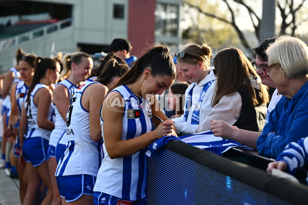 AFLW 2025 Round 08 - North Melbourne v Sydney - A-63358062