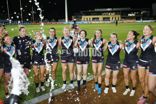 AFLW 2025 Round 08 - Port Adelaide v Western Bulldogs - A-63358071