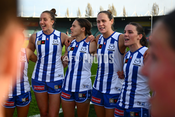AFLW 2025 Round 08 - North Melbourne v Sydney - A-63358076