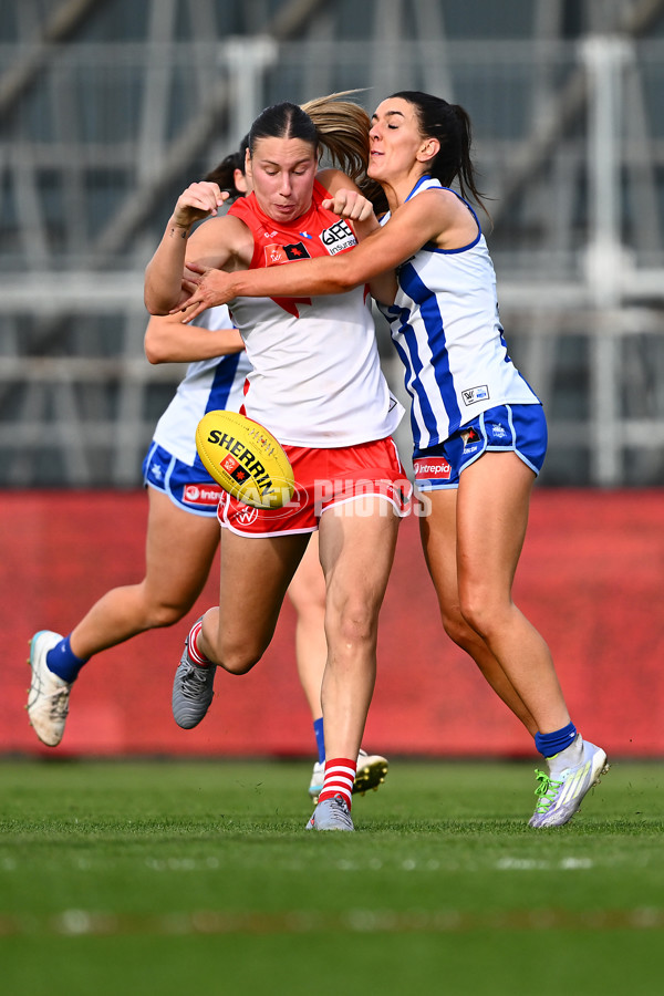 AFLW 2025 Round 08 - North Melbourne v Sydney - A-63358086
