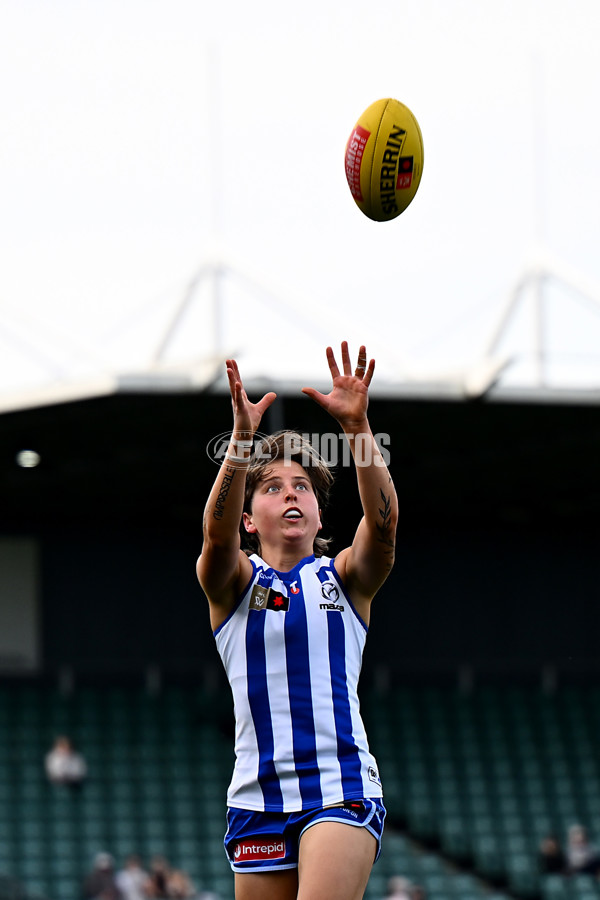 AFLW 2025 Round 08 - North Melbourne v Sydney - A-63358093