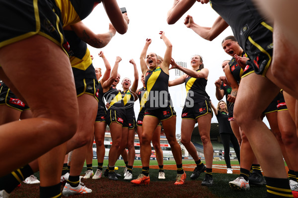 AFLW 2025 Round 08 - Richmond v Adelaide - A-63366577