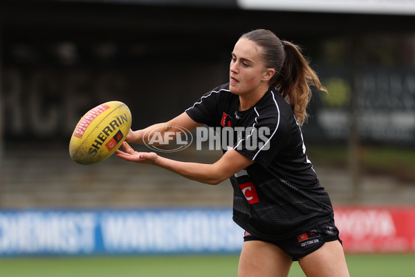 AFLW 2025 Round 08 - West Coast v Collingwood - A-63369701