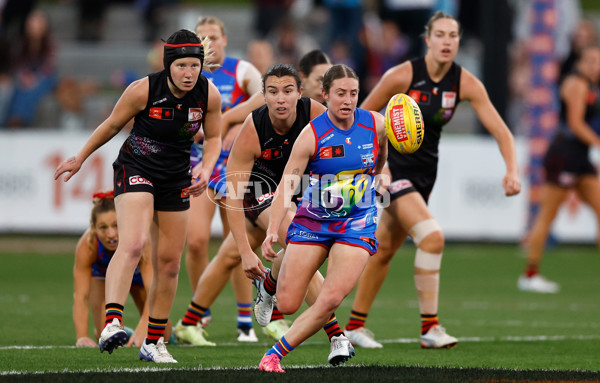 AFLW 2025 Round 09 - Western Bulldogs v Essendon - A-63639985