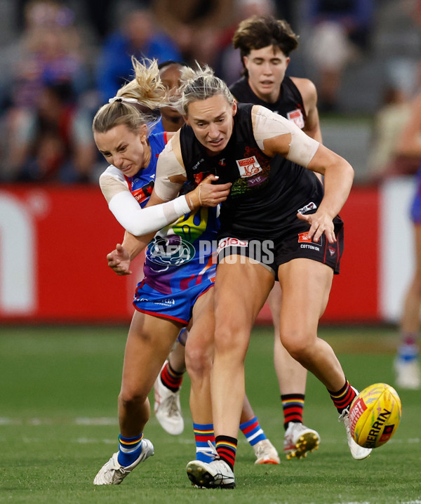 AFLW 2025 Round 09 - Western Bulldogs v Essendon - A-63688754