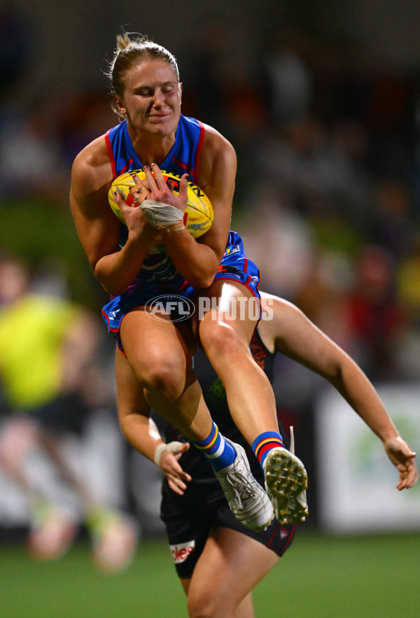 AFLW 2025 Round 09 - Western Bulldogs v Essendon - A-63697994
