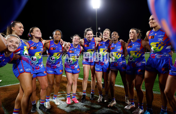 AFLW 2025 Round 09 - Western Bulldogs v Essendon - A-63698049