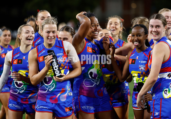 AFLW 2025 Round 09 - Western Bulldogs v Essendon - A-63699657