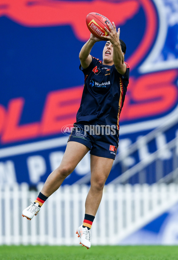 AFLW 2025 Round 09 - Adelaide v West Coast - A-63706016