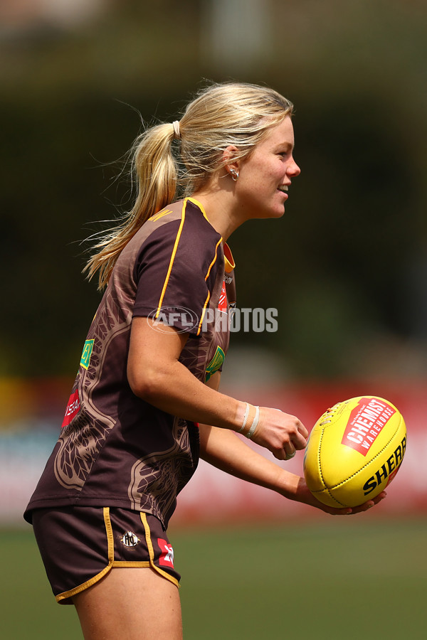 AFLW 2025 Round 09 - Hawthorn v Gold Coast - A-63833455