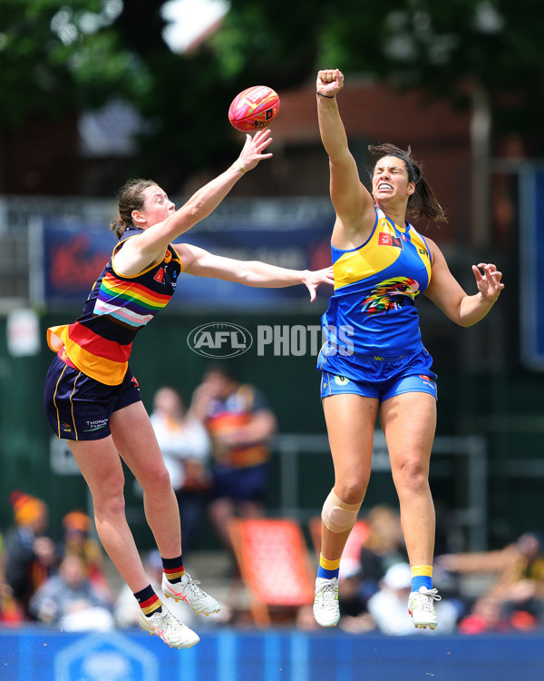 AFLW 2025 Round 09 - Adelaide v West Coast - A-63835133