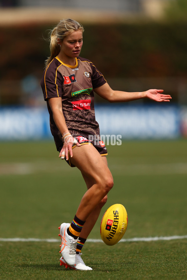 AFLW 2025 Round 09 - Hawthorn v Gold Coast - A-63835154