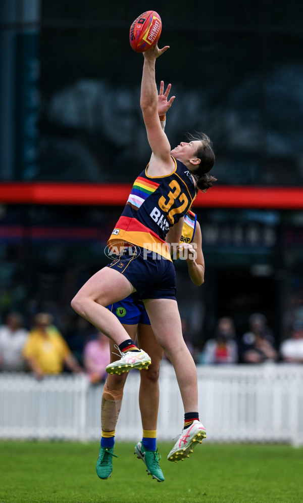 AFLW 2025 Round 09 - Adelaide v West Coast - A-63840760