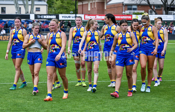 AFLW 2025 Round 09 - Adelaide v West Coast - A-63840782
