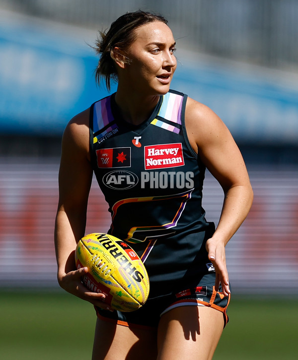 AFLW 2025 Round 09 - Geelong v GWS - A-63849801