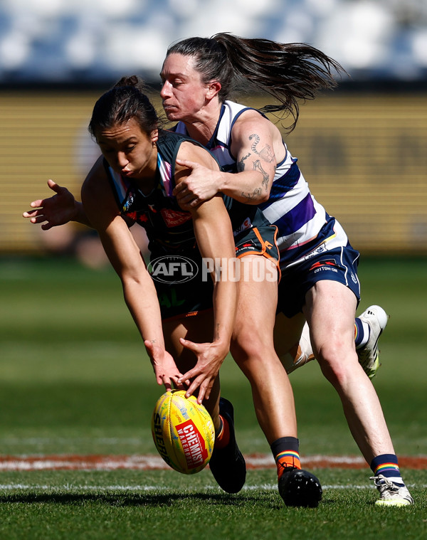 AFLW 2025 Round 09 - Geelong v GWS - A-63849820