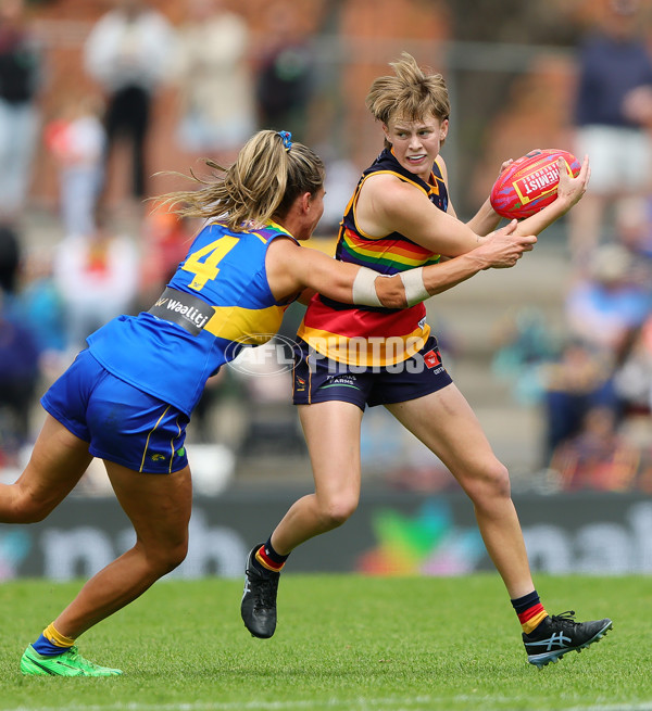 AFLW 2025 Round 09 - Adelaide v West Coast - A-63849868