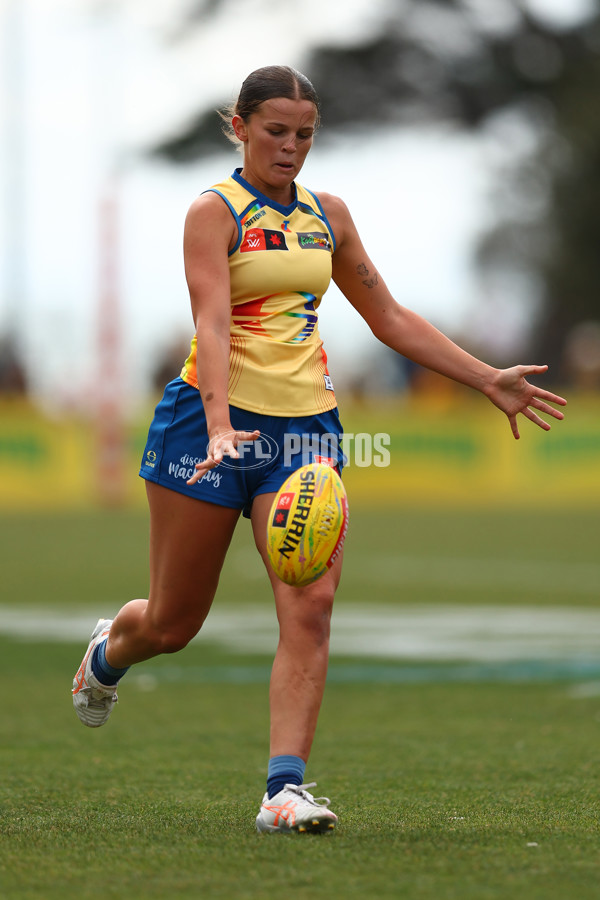 AFLW 2025 Round 09 - Hawthorn v Gold Coast - A-63855234