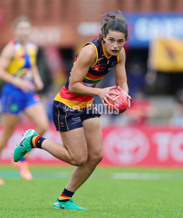 AFLW 2025 Round 09 - Adelaide v West Coast - A-63855279