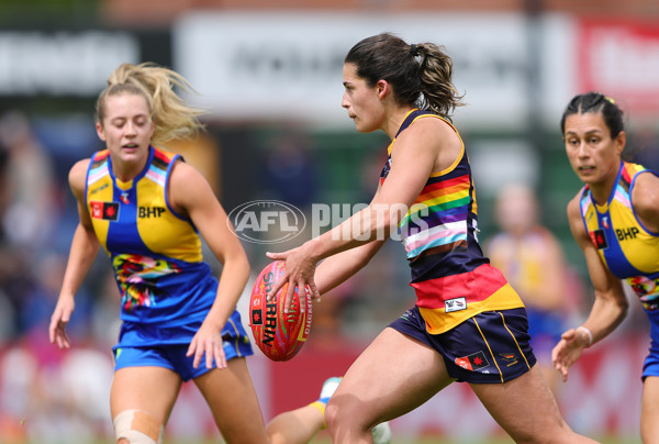 AFLW 2025 Round 09 - Adelaide v West Coast - A-63855735