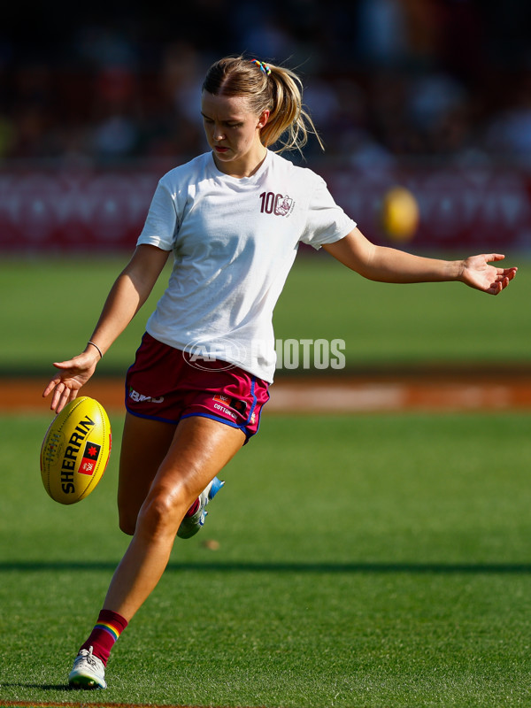 AFLW 2025 Round 09 - Brisbane v Port Adelaide - A-63860114