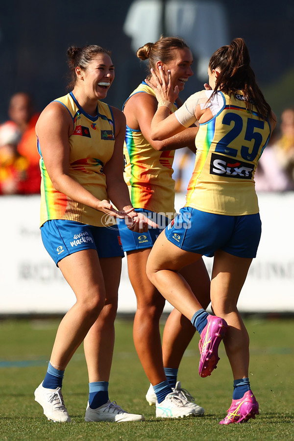 AFLW 2025 Round 09 - Hawthorn v Gold Coast - A-63866062