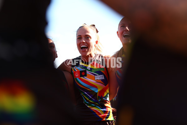 AFLW 2025 Round 09 - Hawthorn v Gold Coast - A-63866090