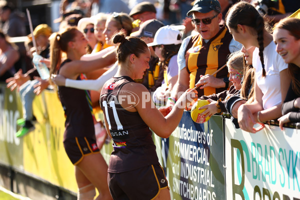 AFLW 2025 Round 09 - Hawthorn v Gold Coast - A-63866095