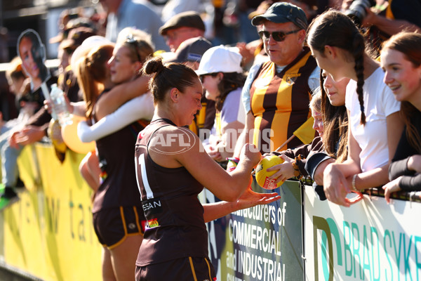 AFLW 2025 Round 09 - Hawthorn v Gold Coast - A-63866096