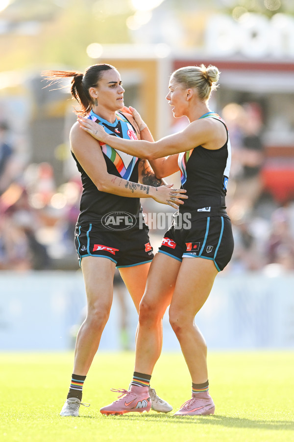 AFLW 2025 Round 09 - Brisbane v Port Adelaide - A-63866127