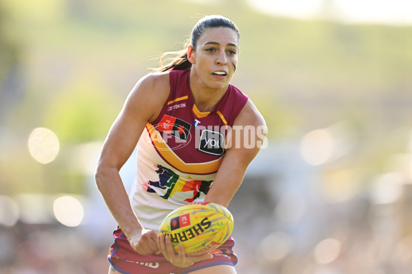 AFLW 2025 Round 09 - Brisbane v Port Adelaide - A-63866270