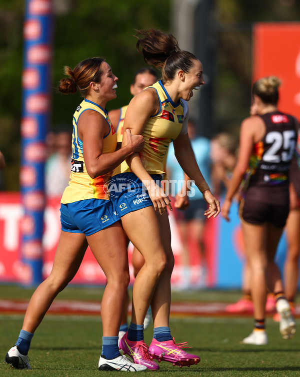 AFLW 2025 Round 09 - Hawthorn v Gold Coast - A-63866272