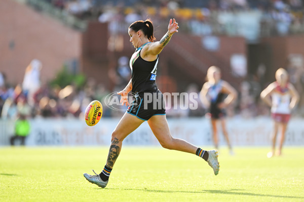 AFLW 2025 Round 09 - Brisbane v Port Adelaide - A-63866334