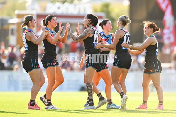 AFLW 2025 Round 09 - Brisbane v Port Adelaide - A-63866335