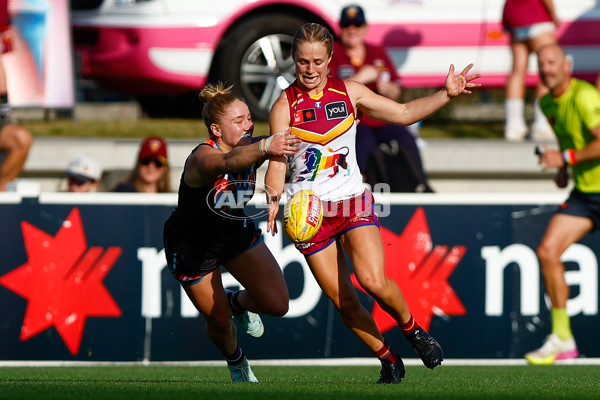 AFLW 2025 Round 09 - Brisbane v Port Adelaide - A-63866339