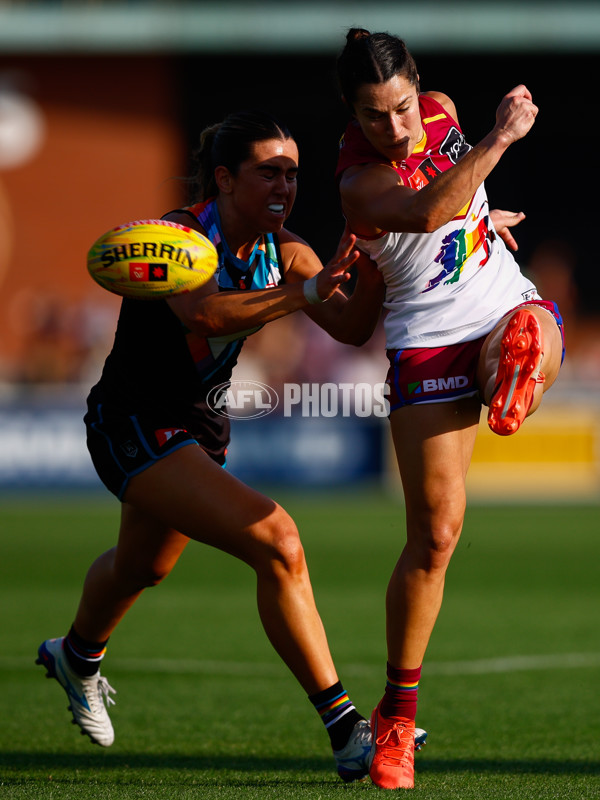 AFLW 2025 Round 09 - Brisbane v Port Adelaide - A-63870495