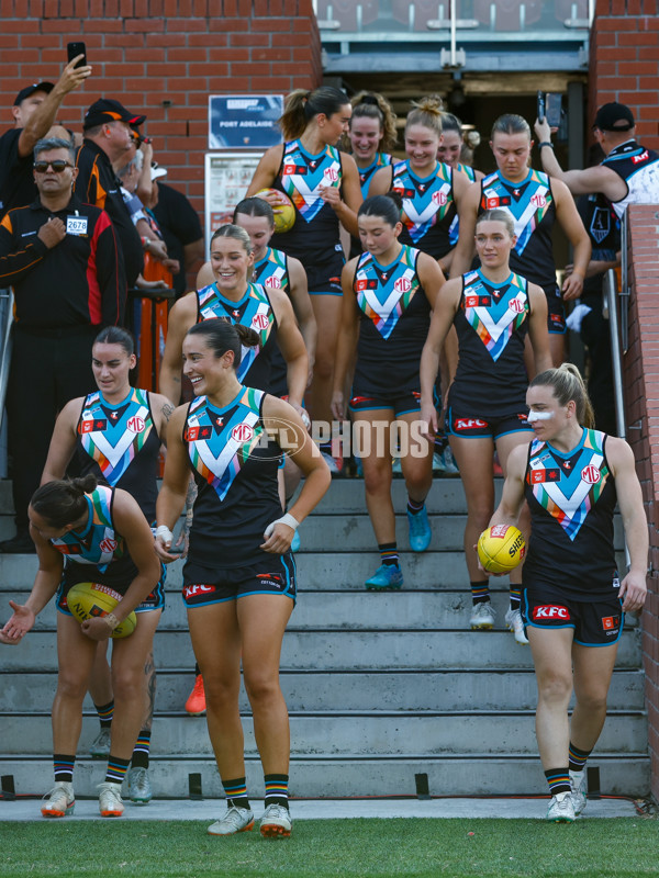 AFLW 2025 Round 09 - Brisbane v Port Adelaide - A-63870554