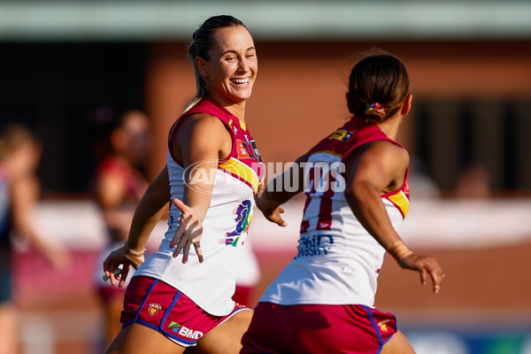 AFLW 2025 Round 09 - Brisbane v Port Adelaide - A-63870934