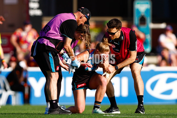 AFLW 2025 Round 09 - Brisbane v Port Adelaide - A-63870949