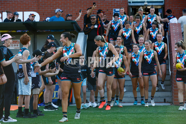 AFLW 2025 Round 09 - Brisbane v Port Adelaide - A-63870964