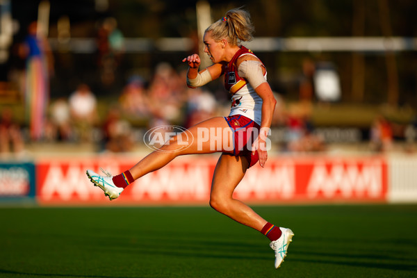 AFLW 2025 Round 09 - Brisbane v Port Adelaide - A-63874160