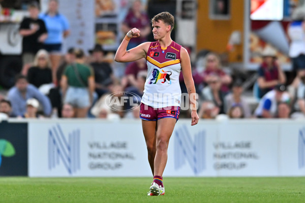 AFLW 2025 Round 09 - Brisbane v Port Adelaide - A-63874207