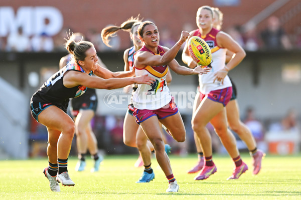 AFLW 2025 Round 09 - Brisbane v Port Adelaide - A-63874225
