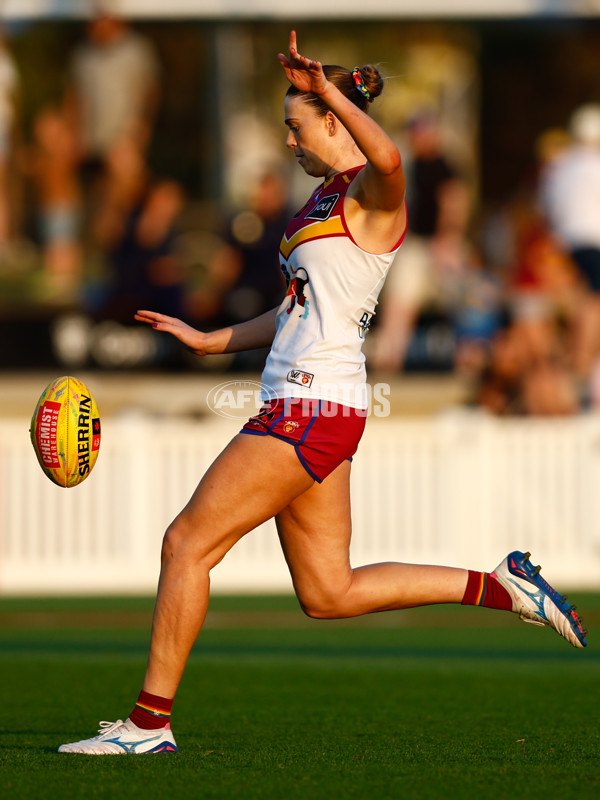 AFLW 2025 Round 09 - Brisbane v Port Adelaide - A-63874268