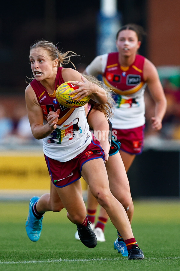 AFLW 2025 Round 09 - Brisbane v Port Adelaide - A-63874291