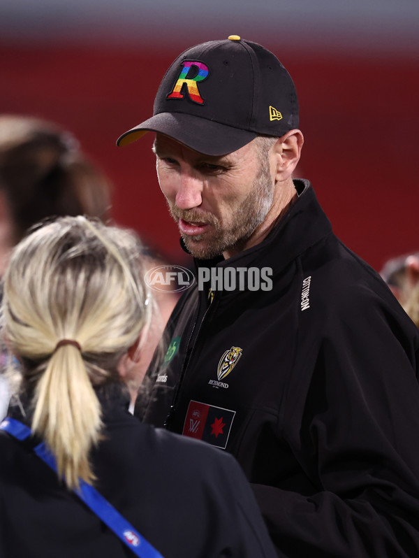 AFLW 2025 Round 09 - Richmond v North Melbourne - A-63877617