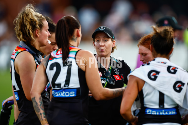 AFLW 2025 Round 09 - Brisbane v Port Adelaide - A-63877638