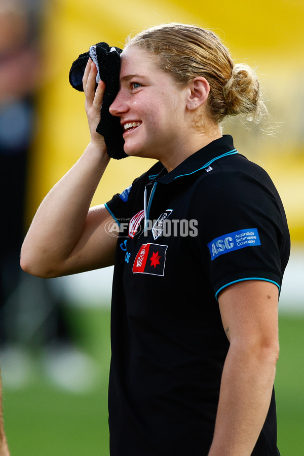 AFLW 2025 Round 09 - Brisbane v Port Adelaide - A-63877639